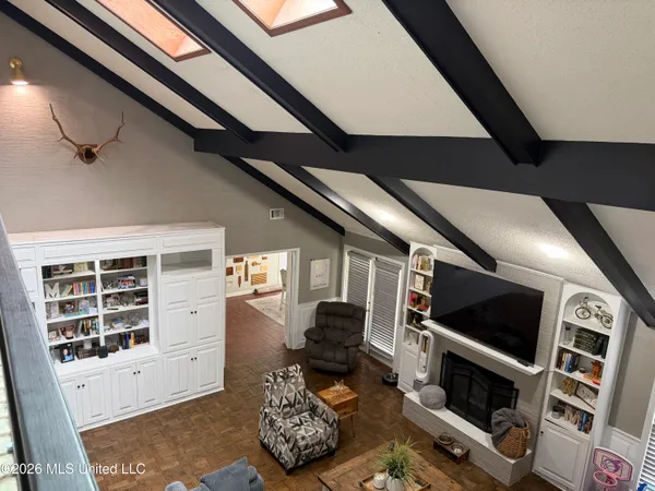 $500,000 | 2110 Carol Street, Greenville, MS 38703