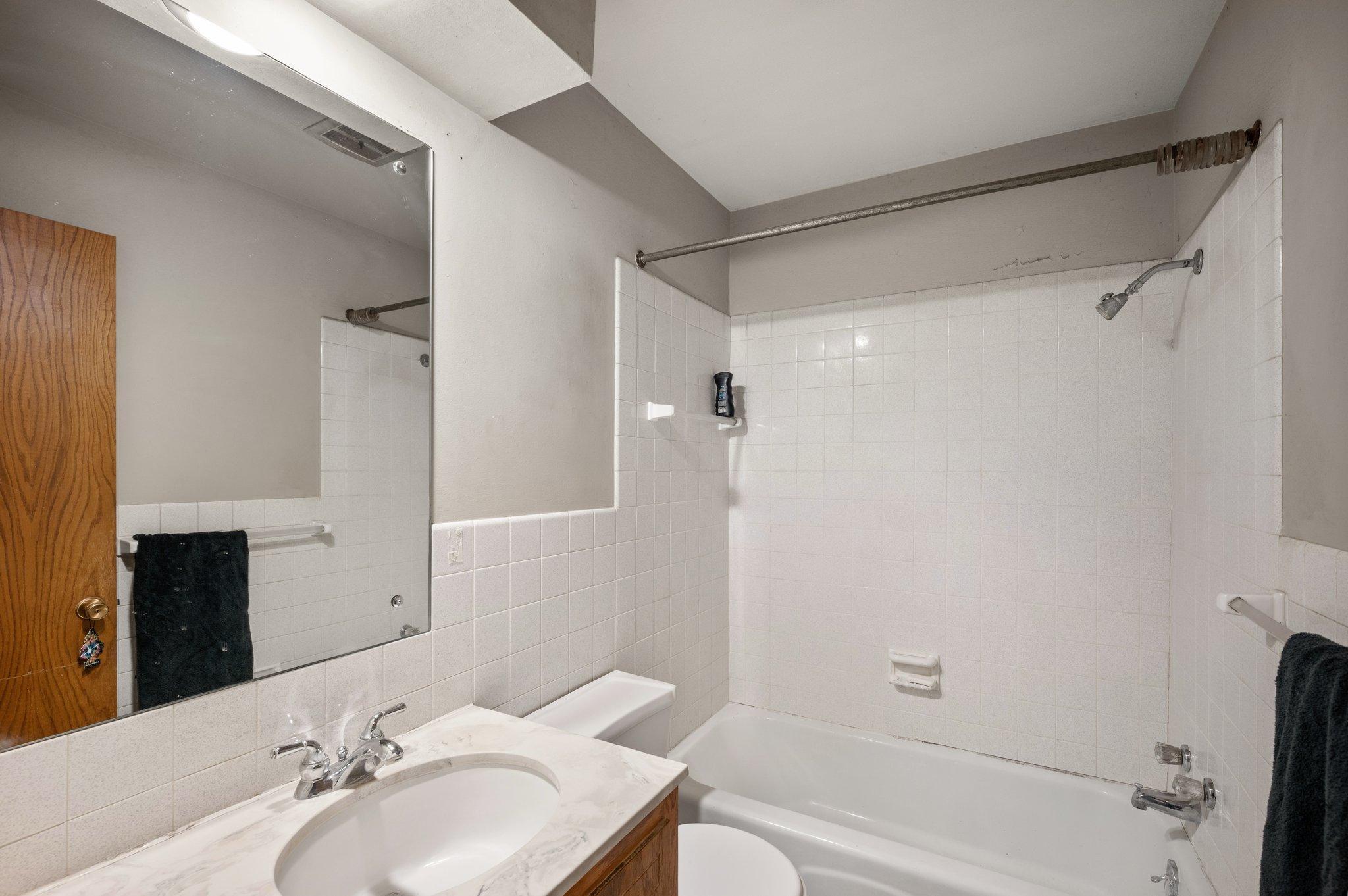 5716 Hansen Road Edina, MN 55436 - Photo 13 of 45