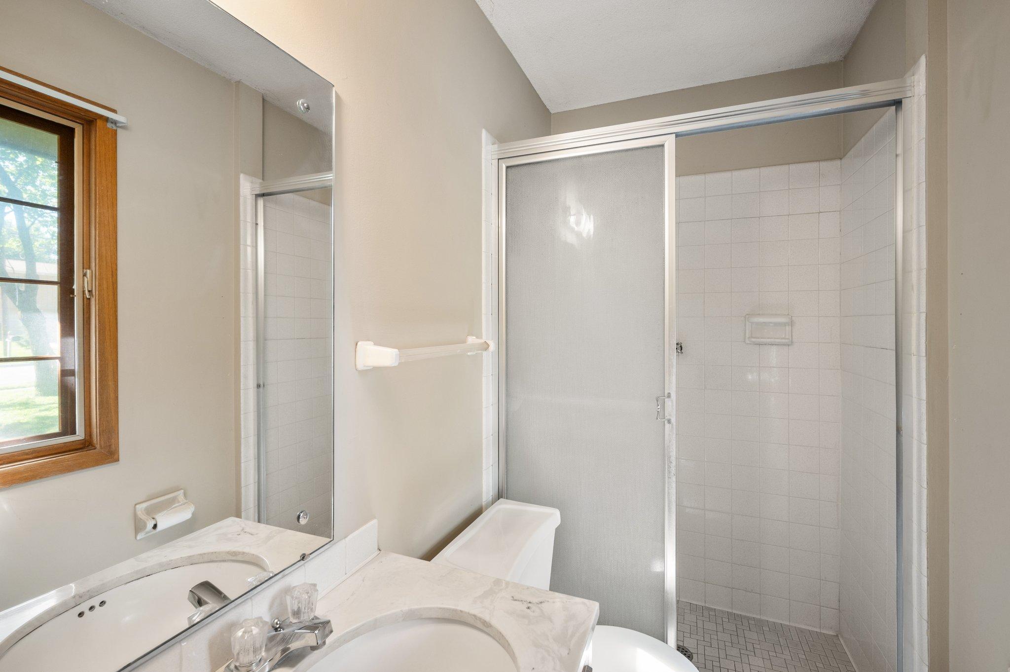 5716 Hansen Road Edina, MN 55436 - Photo 18 of 45