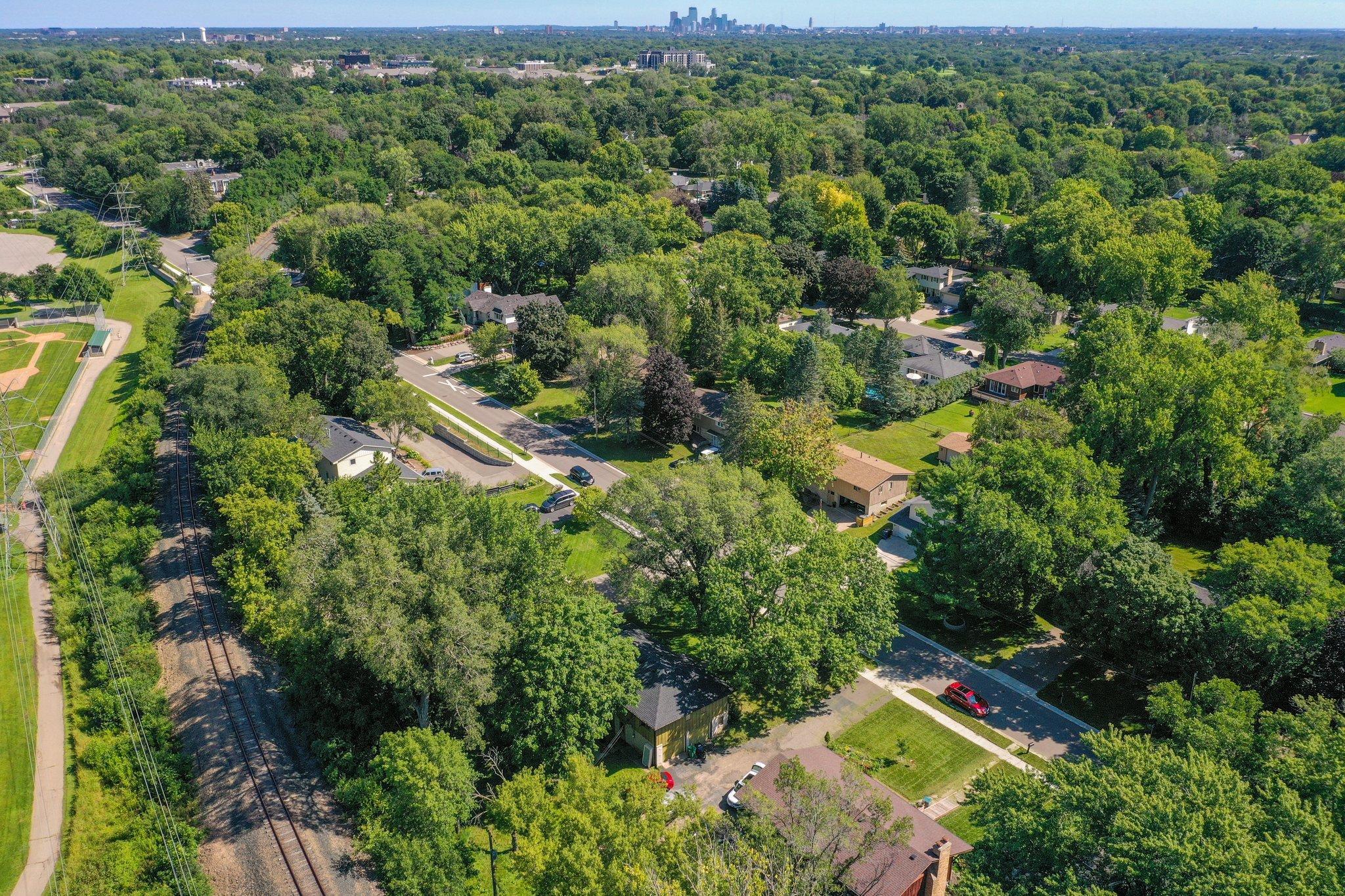 5716 Hansen Road Edina, MN 55436 - Photo 41 of 45