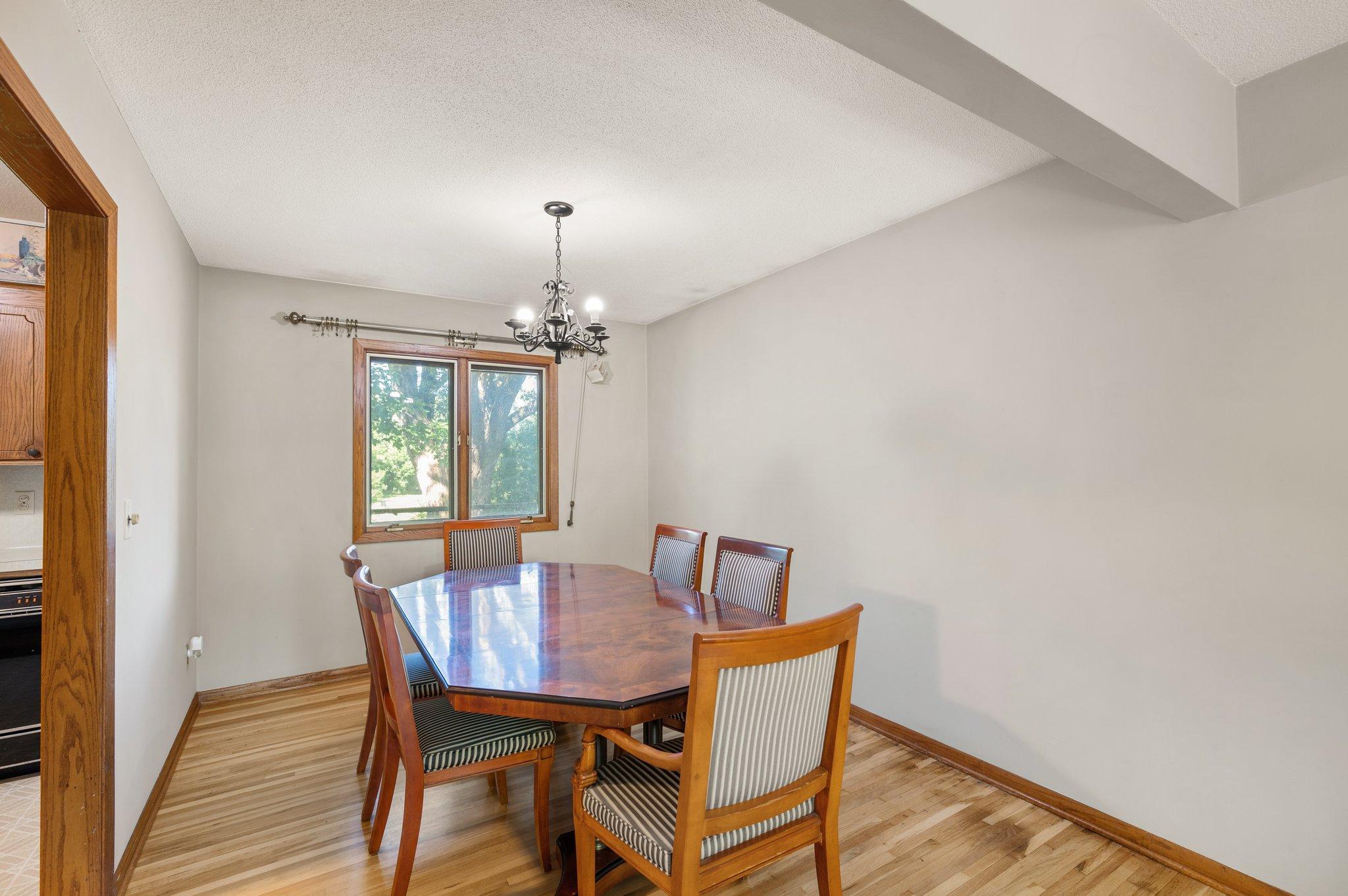 5716 Hansen Road Edina, MN 55436 - Photo 6 of 45