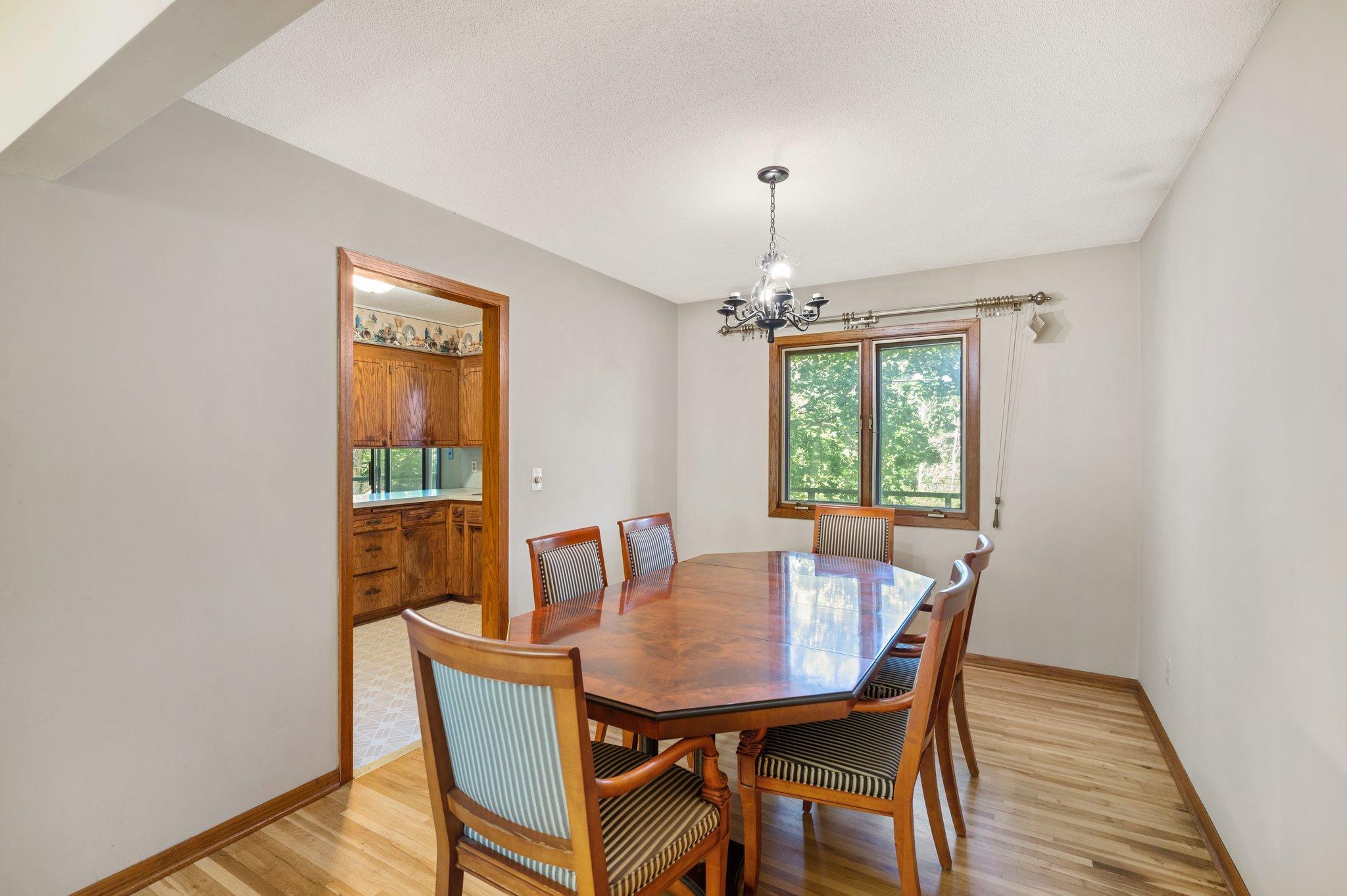 5716 Hansen Road Edina, MN 55436 - Photo 7 of 45