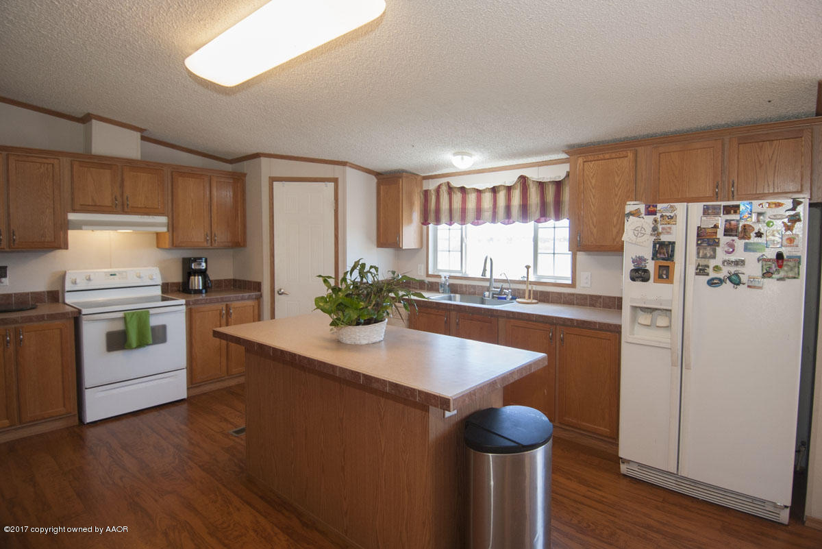 8411 Arlie Road Amarillo, TX 79108 - Photo 8 of 37 KITCHEN VIEW 3