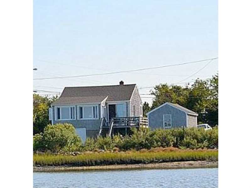 55 Franks Neck Road Narragansett, RI 02882 - Photo 1 of 15 Exterior Back.