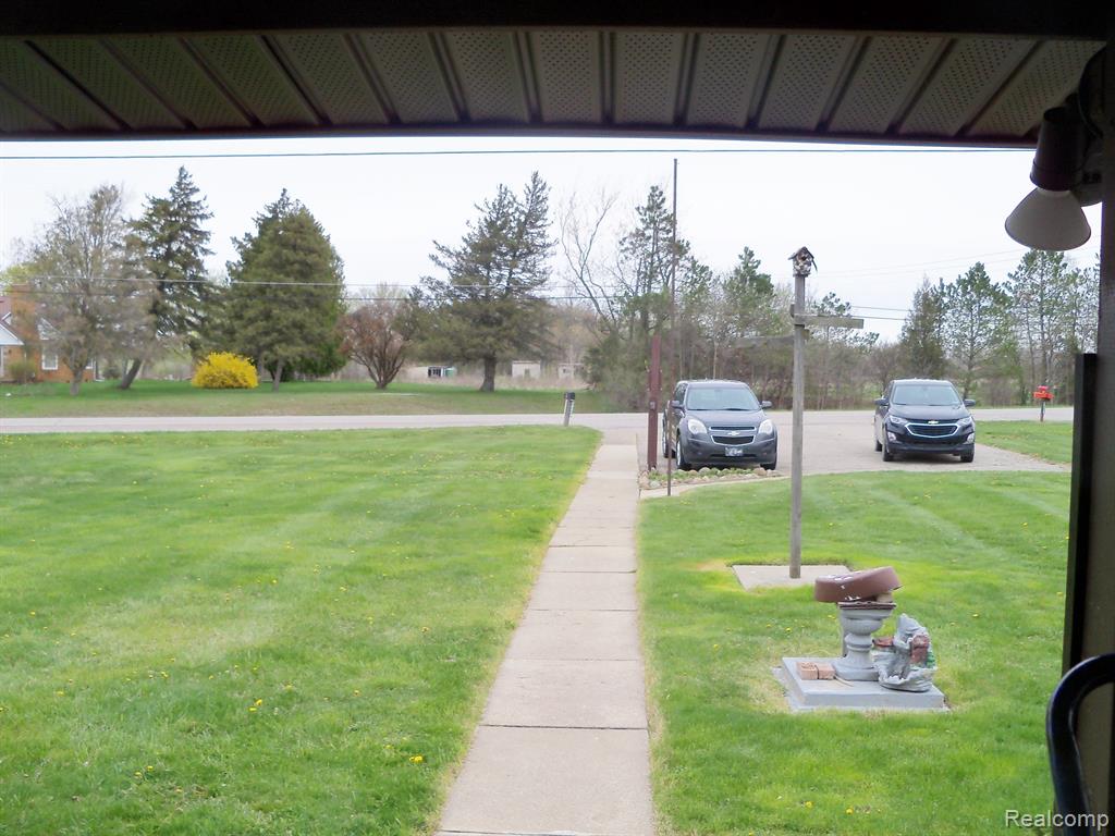 10418 Lansing Road Durand, MI 48429 - Photo 10 of 26