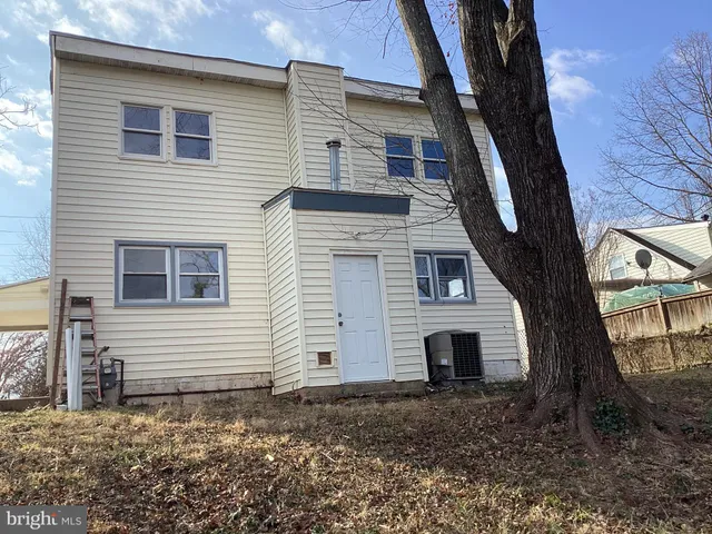 $499,900 | 250 Manassas Drive, Manassas Park, VA 20111