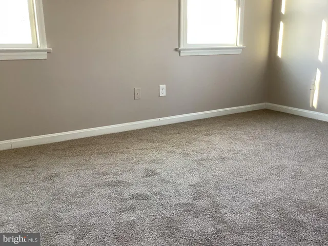 $499,900 | 250 Manassas Drive, Manassas Park, VA 20111