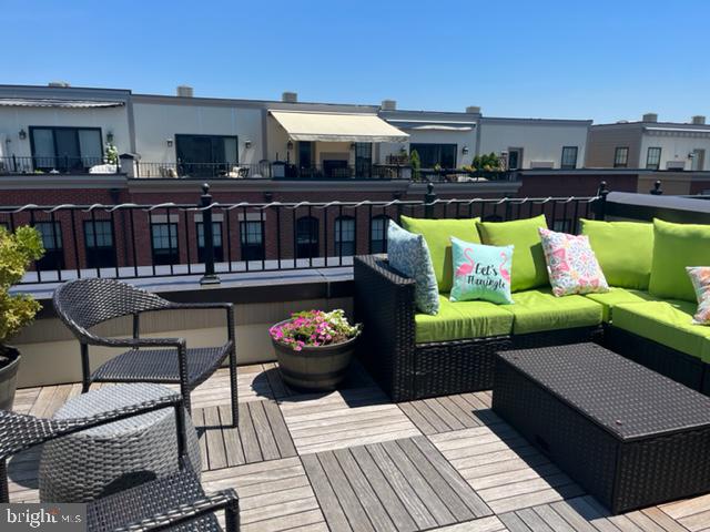 404 Ironsides Square Southeast Leesburg, VA 20175 - Photo 3 of 8