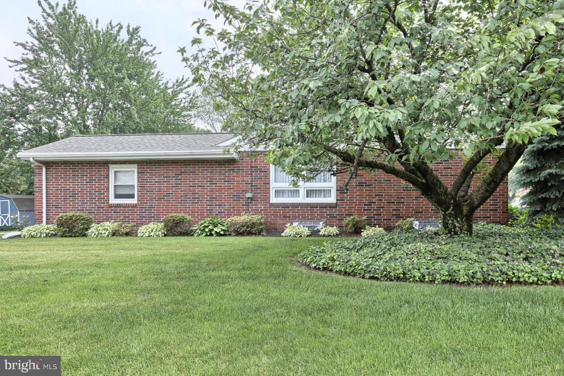 1663 Esbenshade Road Lancaster, PA 17601 - Photo 3 of 35 Gallery Image 3