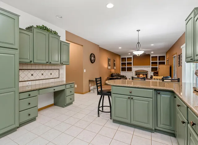 $625,000 | 18716 Sioux Drive, Spring Lake, MI 49456