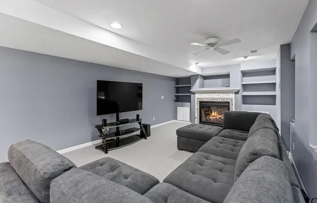 $625,000 | 18716 Sioux Drive, Spring Lake, MI 49456