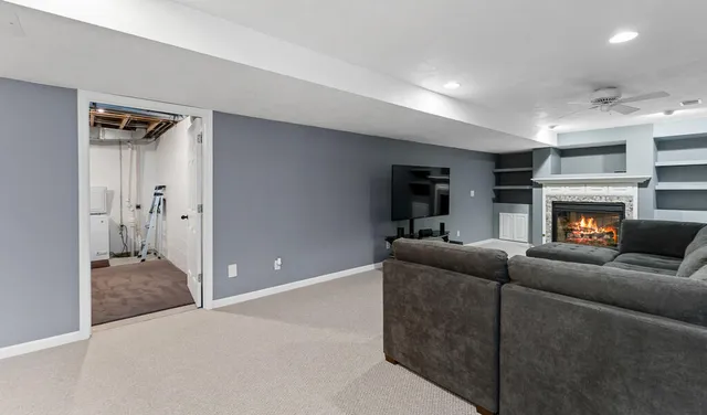 $625,000 | 18716 Sioux Drive, Spring Lake, MI 49456