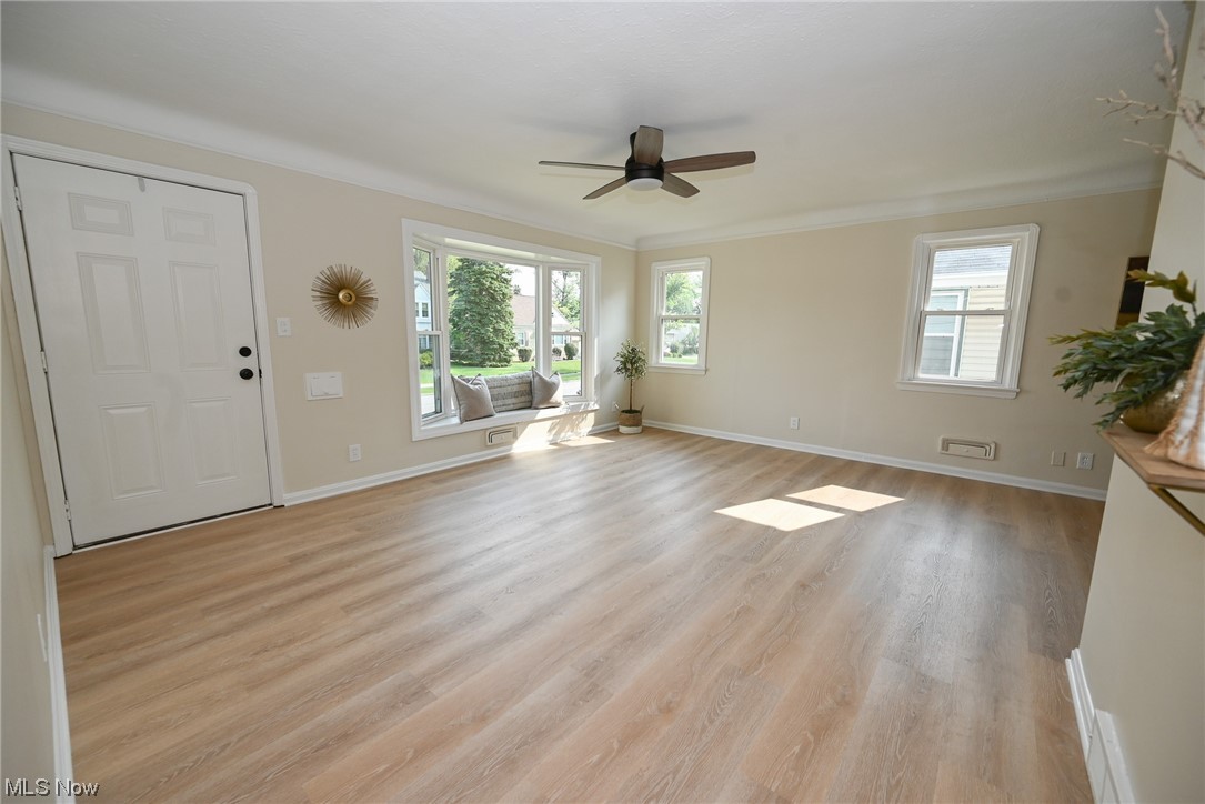 10715 Windham Road Parma, OH 44130 - Photo 11 of 28