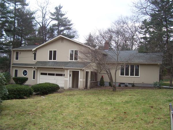 26 James Road Hanover, MA 02339 - Photo 4 of 28