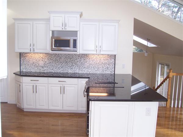 26 James Road Hanover, MA 02339 - Photo 7 of 28