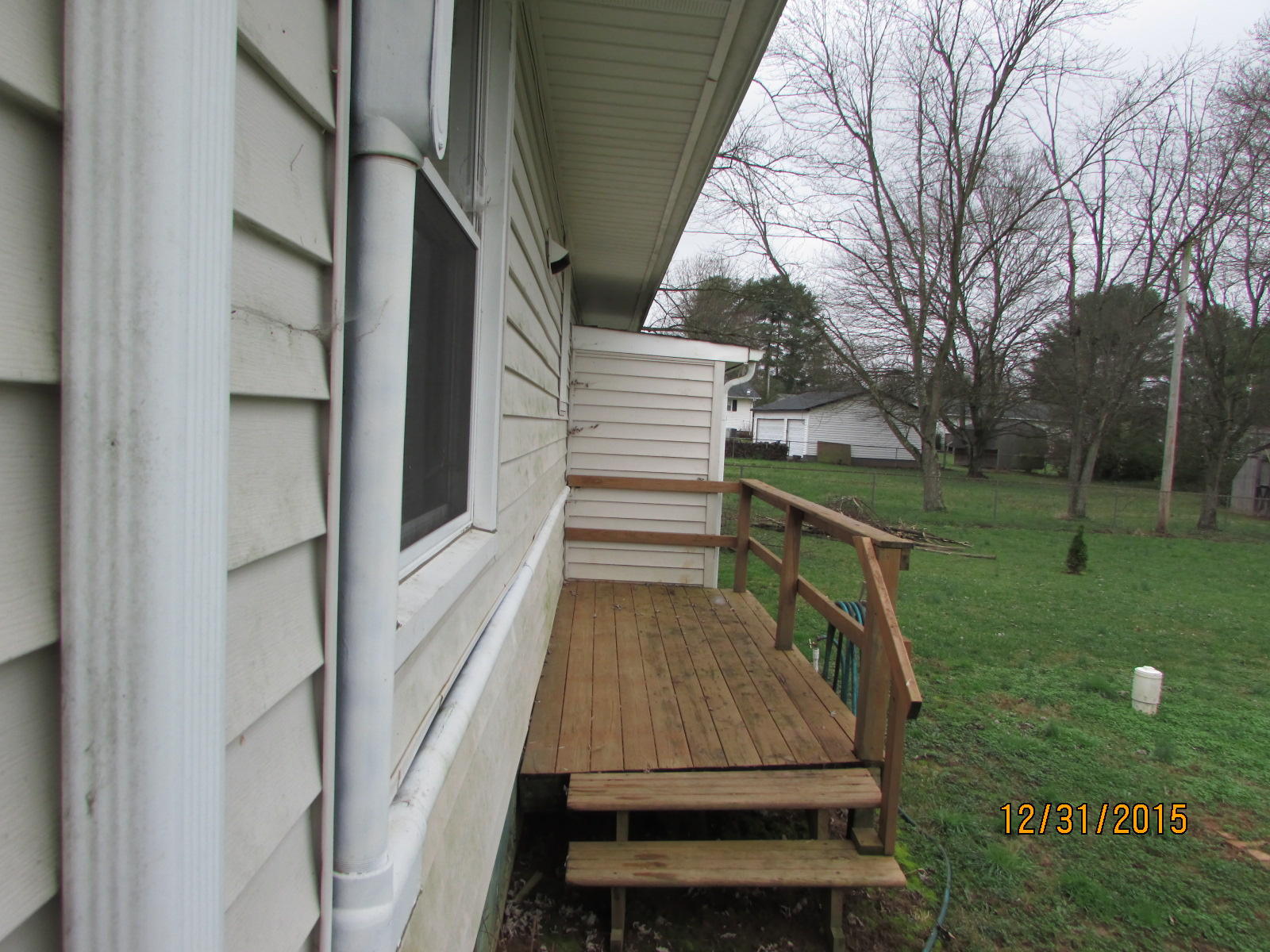 338 Russell Road Rockford, TN 37853 - Photo 12 of 16 032