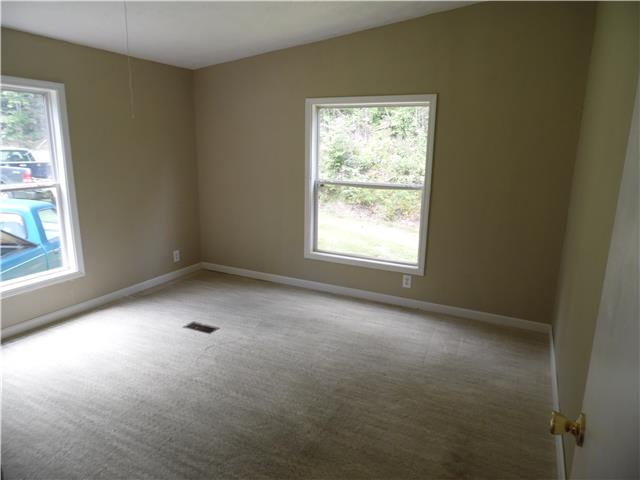 7314 Parker Road Lyles, TN 37098 - Photo 4 of 14 Gallery Image 4