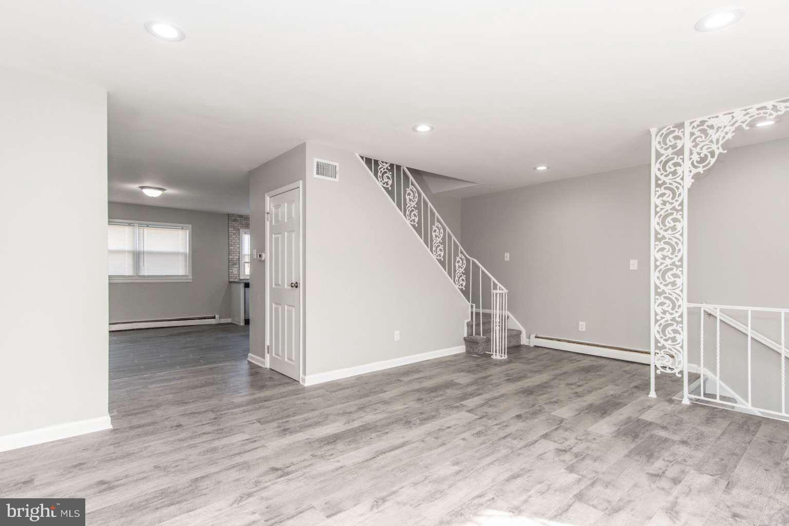 3435 Brookview Road Philadelphia, PA 19154 - Photo 2 of 25 Gallery Image 2