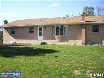 3827 Apple Road Northampton, PA 18067 - Photo 3 of 11 Gallery Image 3