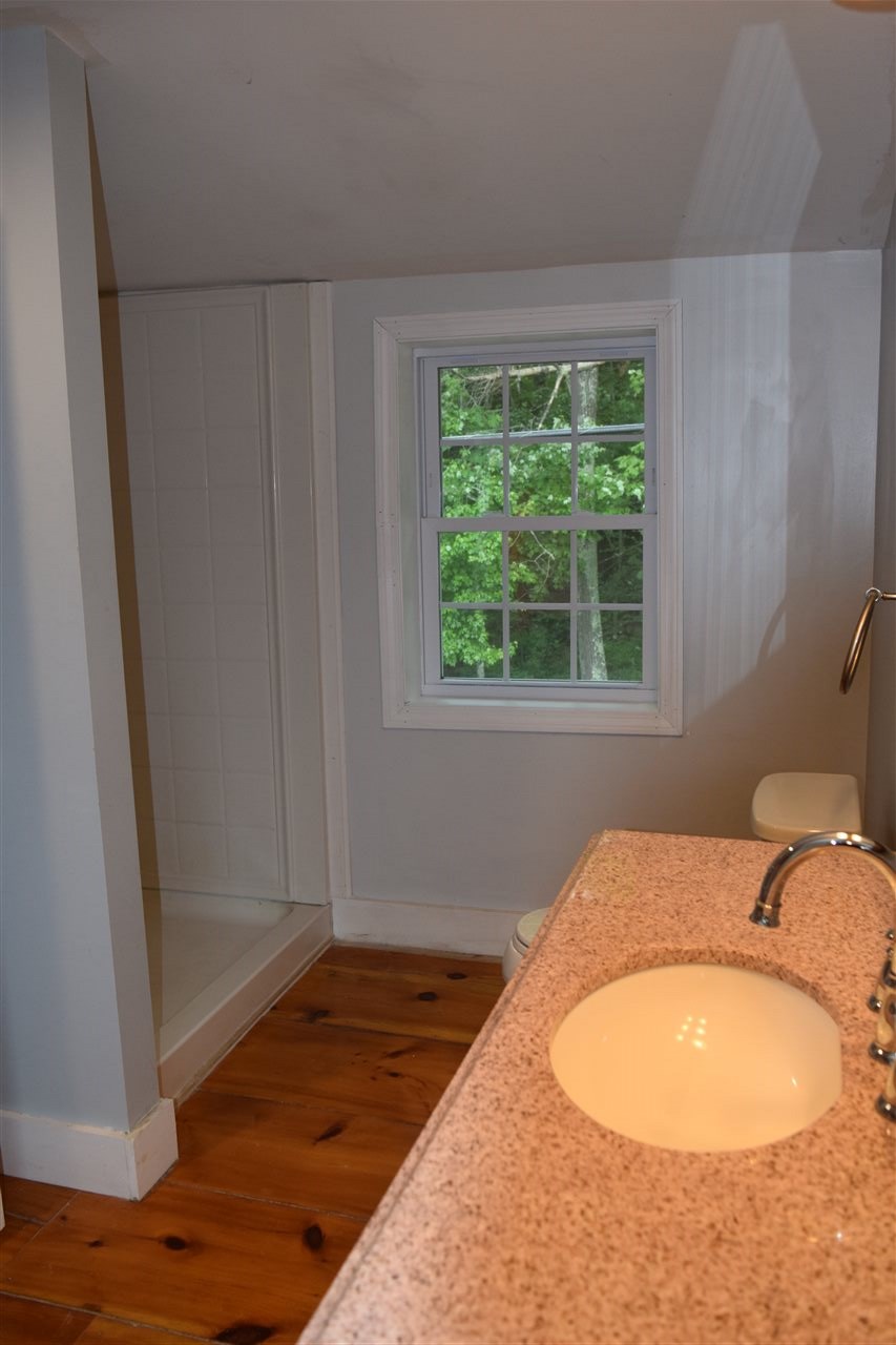 33 Horace Greeley Road Amherst, NH 03031 - Photo 20 of 31