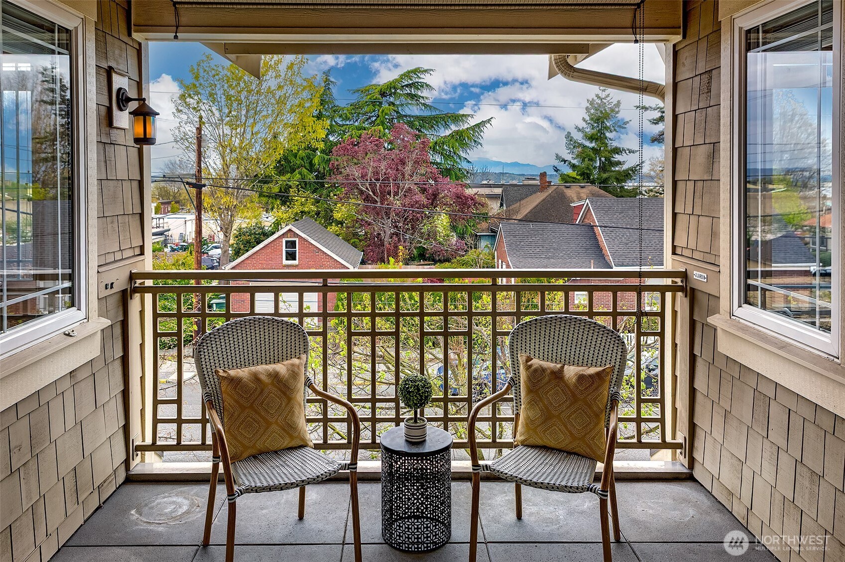 600 Bell Street, Unit 301 Edmonds, WA 98020 - Photo 13 of 33