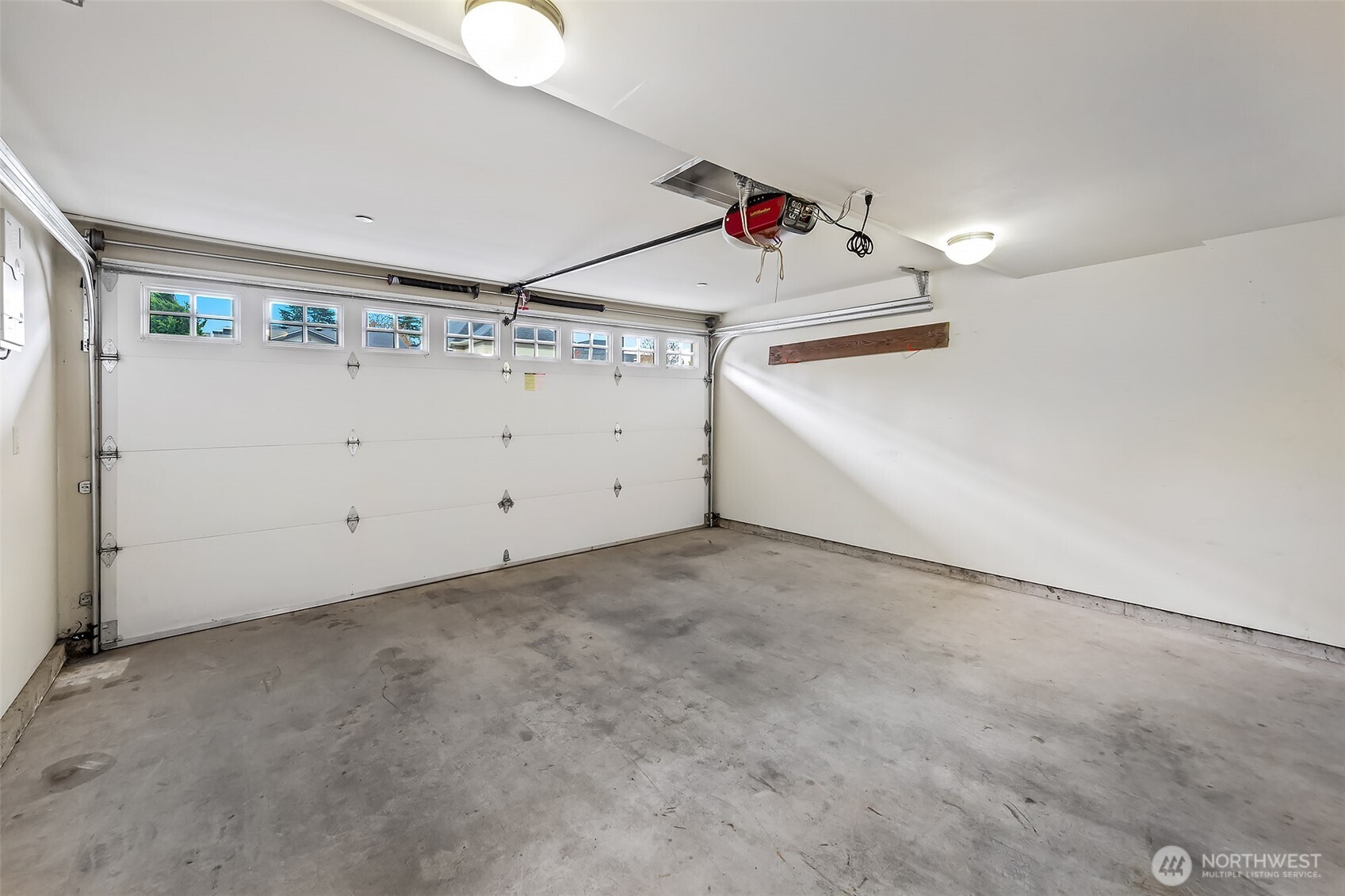 600 Bell Street, Unit 301 Edmonds, WA 98020 - Photo 26 of 33