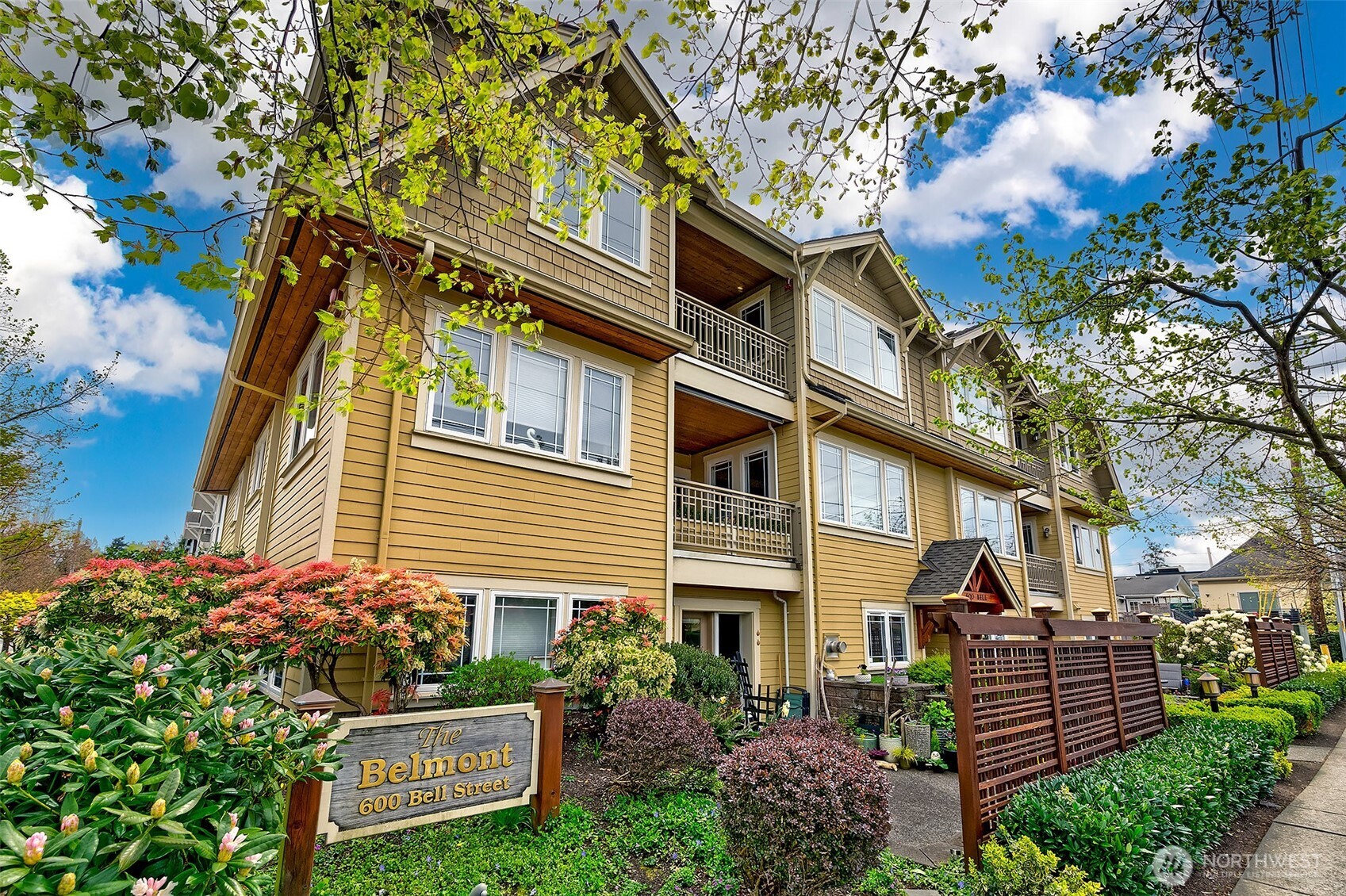 600 Bell Street, Unit 301 Edmonds, WA 98020 - Photo 28 of 33