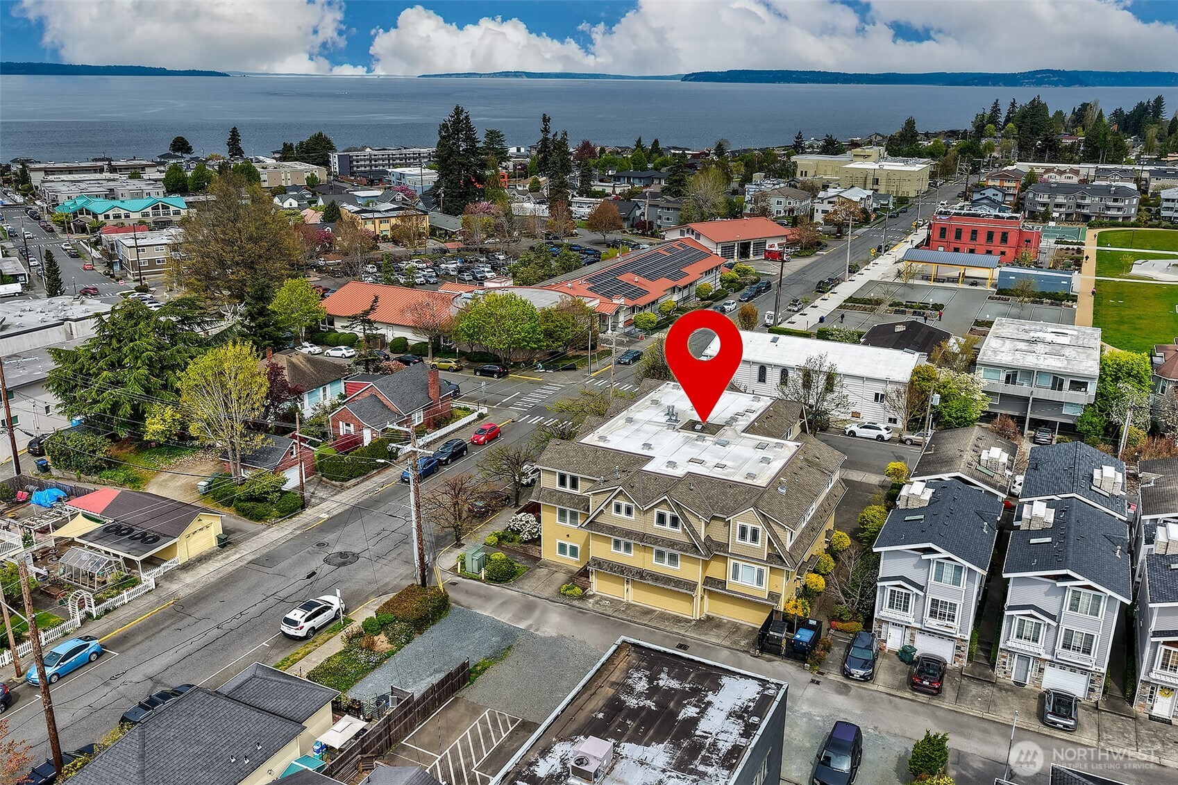 600 Bell Street, Unit 301 Edmonds, WA 98020 - Photo 30 of 33