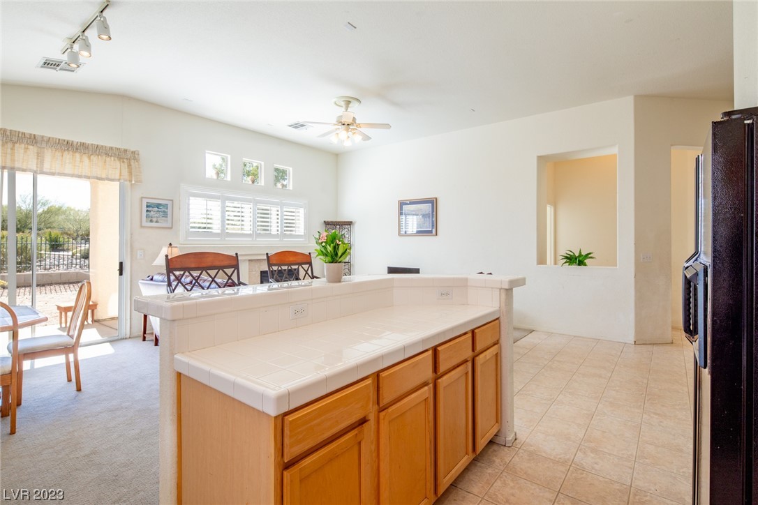 2997 Panorama Ridge Drive Henderson, NV 89052 - Photo 4 of 25