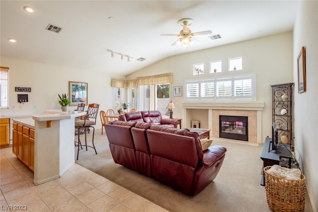 2997 Panorama Ridge Drive Henderson, NV 89052 - Photo 7 of 25