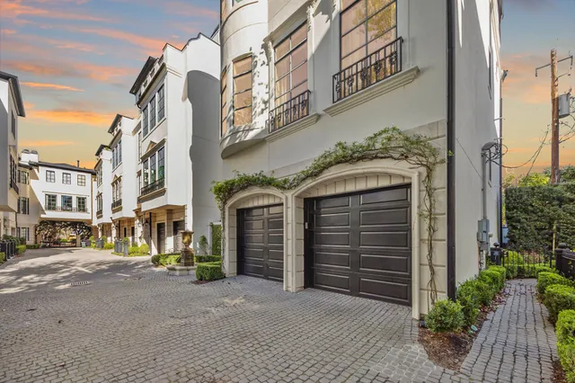 $1,550,000 | 1723 Sunset Boulevard, Houston, TX 77005