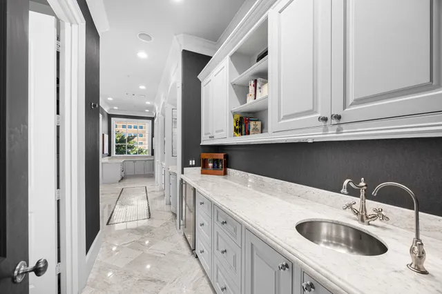 $1,550,000 | 1723 Sunset Boulevard, Houston, TX 77005