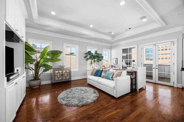 $1,550,000 | 1723 Sunset Boulevard, Houston, TX 77005