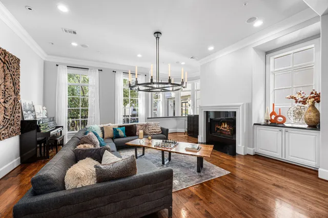 $1,550,000 | 1723 Sunset Boulevard, Houston, TX 77005