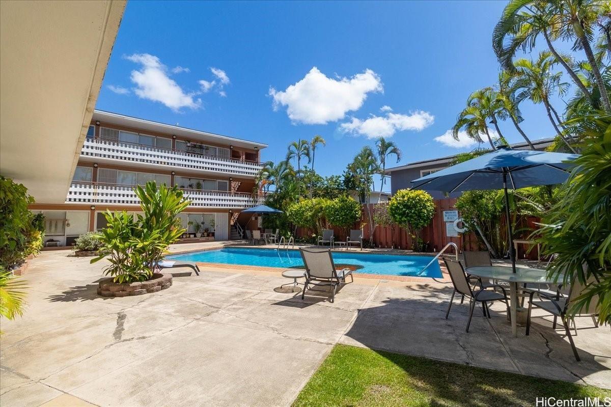 1427 Alexander Street, Unit 202 Honolulu, HI 96822 - Photo 8 of 16 pool and BBQ area