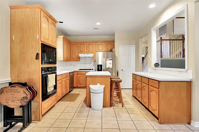 $339,900 | 7621 Brook Meadow Lane, Fort Worth, TX 76133