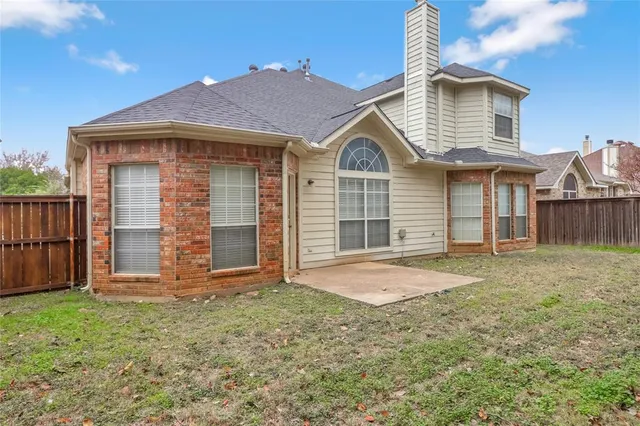 $339,900 | 7621 Brook Meadow Lane, Fort Worth, TX 76133