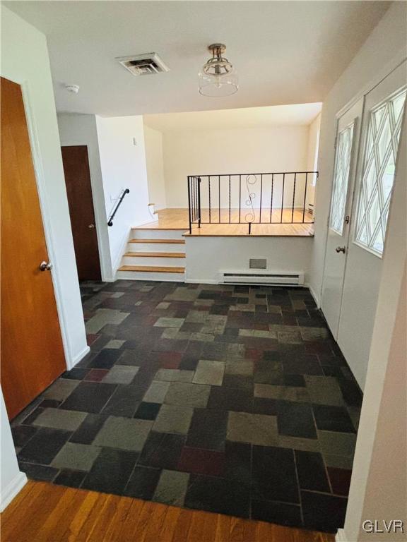 3325 Glendon Road Bethlehem, PA 18017 - Photo 3 of 18 Gallery Image 3