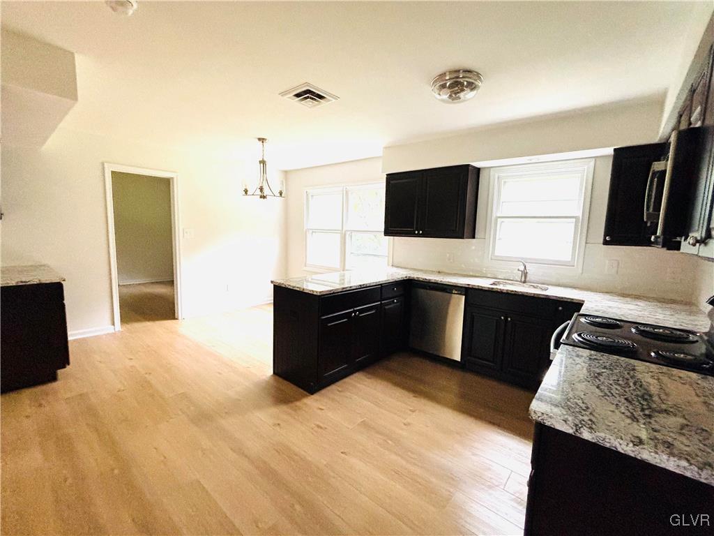 3325 Glendon Road Bethlehem, PA 18017 - Photo 8 of 18 Gallery Image 8
