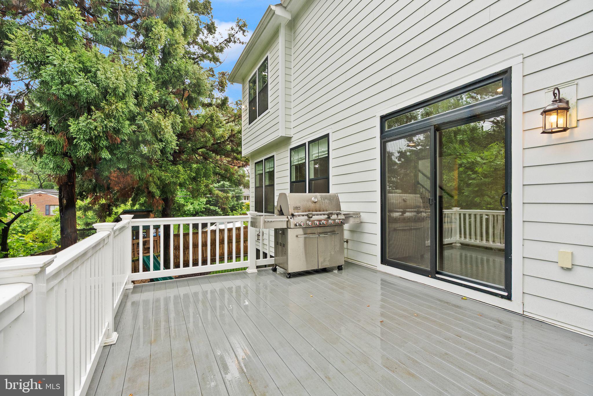 7101 27th Road North Arlington, VA 22213 - Photo 26 of 51 Composite deck off kitchen/family room