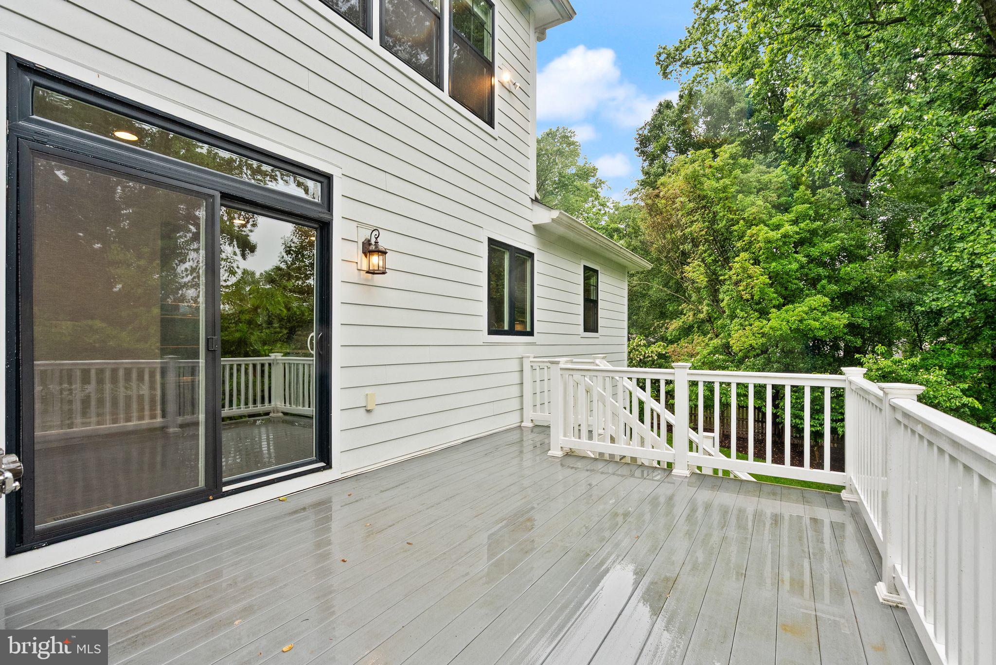 7101 27th Road North Arlington, VA 22213 - Photo 27 of 51 Deck with access to fully fenced back yard.
