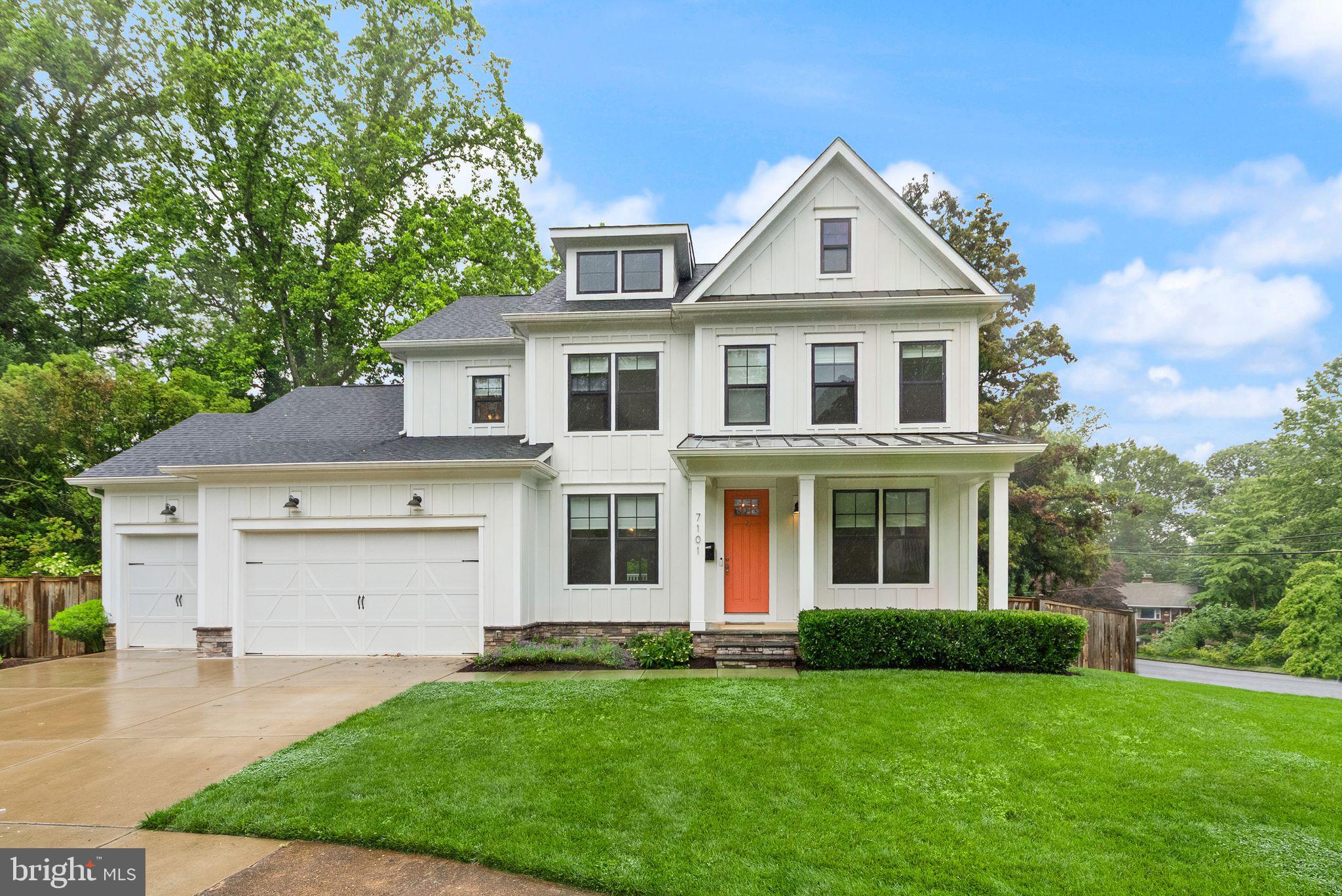 7101 27th Road North Arlington, VA 22213 - Photo 3 of 51 5 bedrooms, 3.5 baths. 3,652 sq.ft on 3 levels