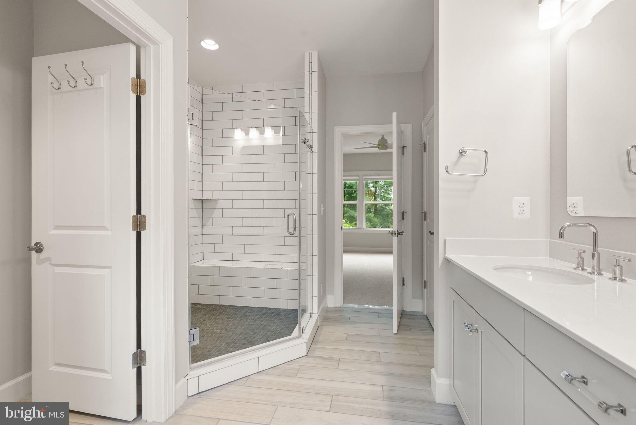 7101 27th Road North Arlington, VA 22213 - Photo 32 of 51 Primary bath. Large shower w/bench & multi-heads