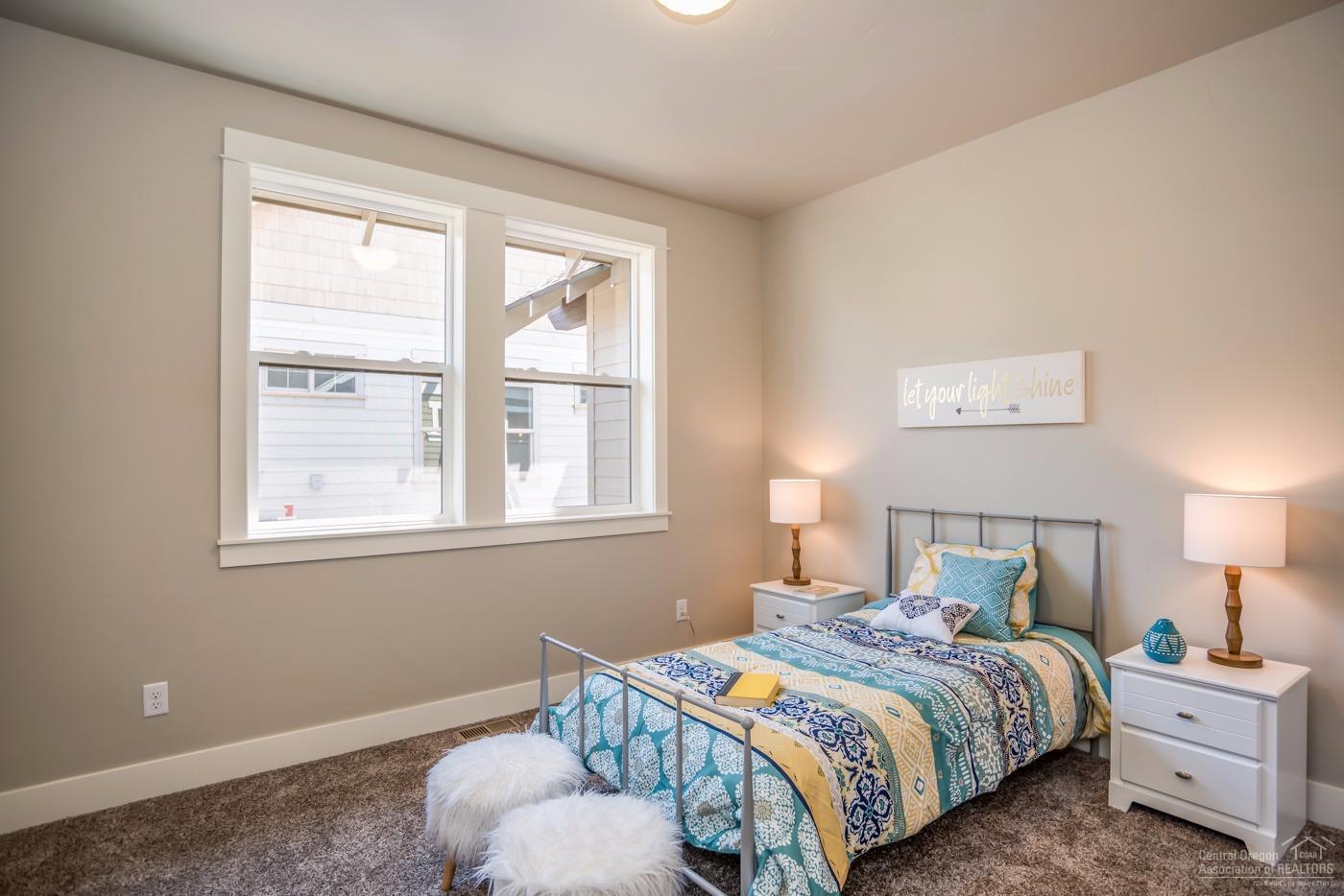 988 Northwest Rimrock Drive Redmond, OR 97756 - Photo 17 of 24 Additional Photo