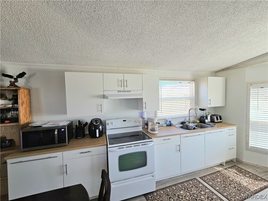 3367 Bouse Road Golden Valley, AZ 86413 - Photo 8 of 23