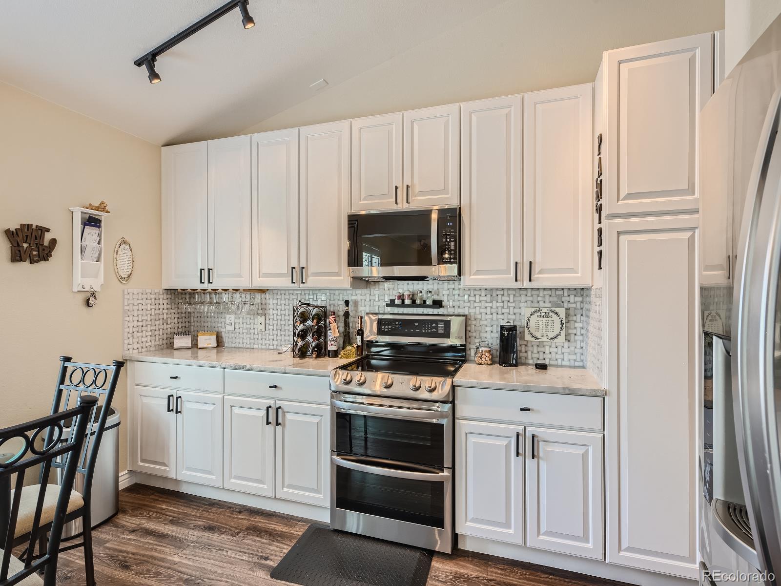 9012 Goosander Way Littleton, CO 80126 - Photo 9 of 27