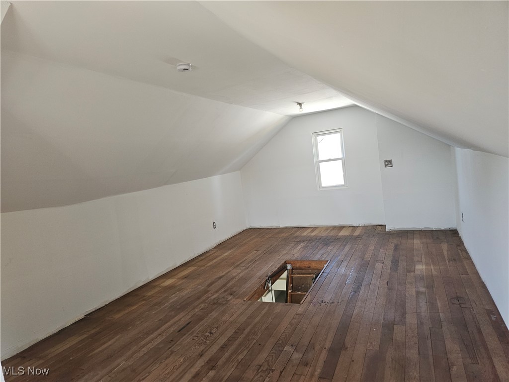 1009 Nela View Road Cleveland, OH 44112 - Photo 24 of 26 Gallery Image 24