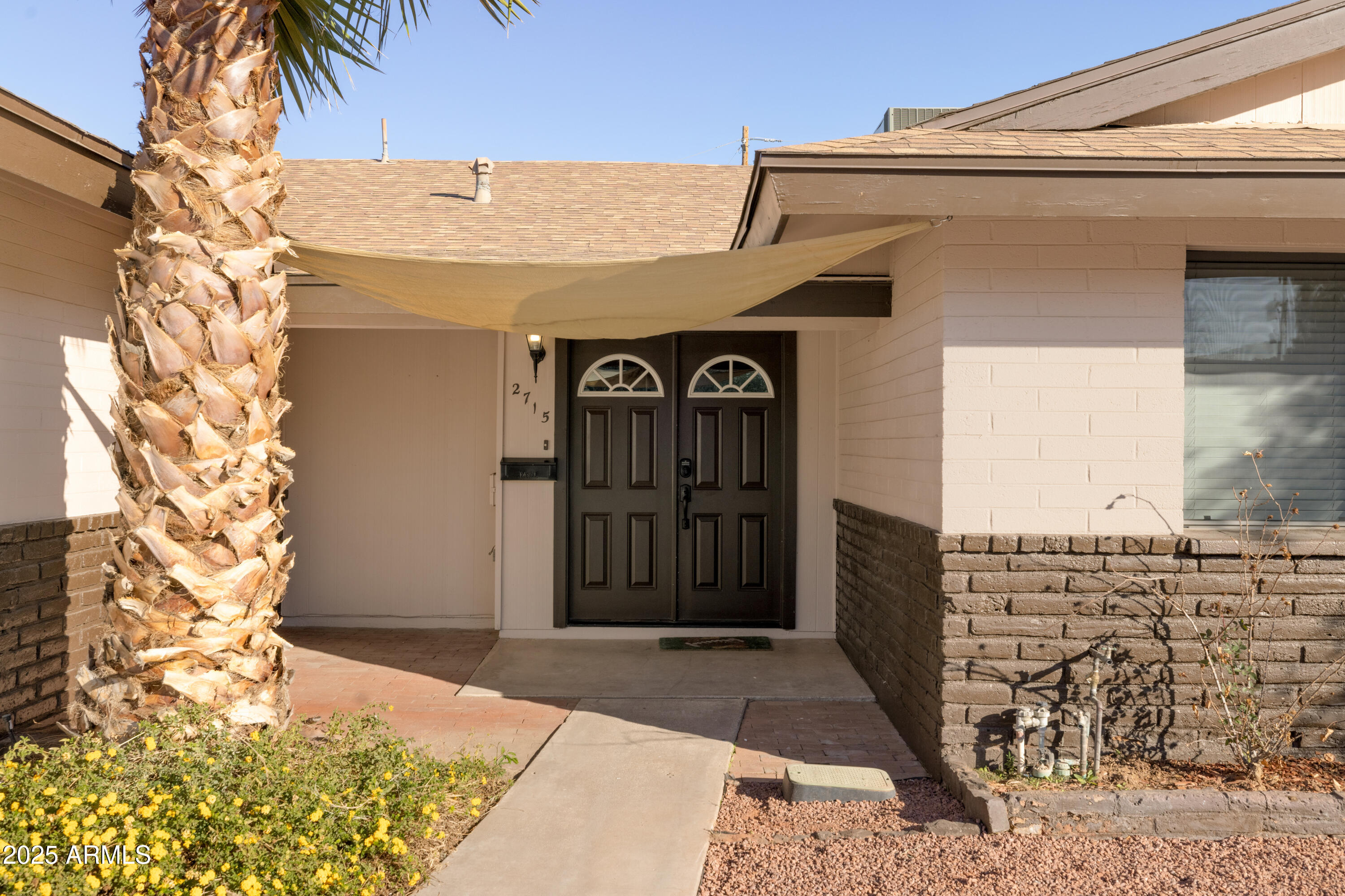 2715 South Rita Lane Tempe, AZ 85282 - Photo 2 of 30 a front view of a house