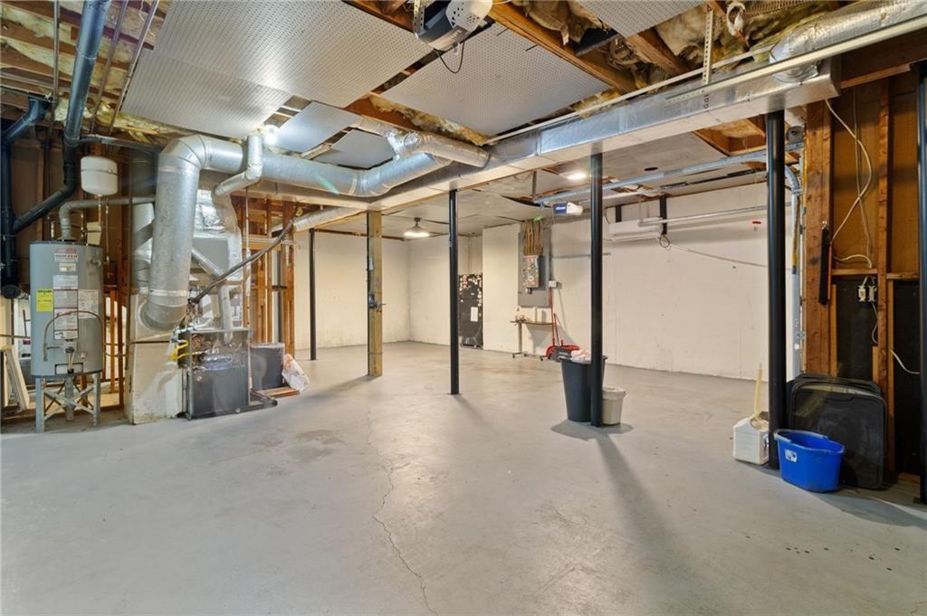 650 Corbin Lake Court Atlanta, GA 30350 - Photo 35 of 42 a view of a street with seating area