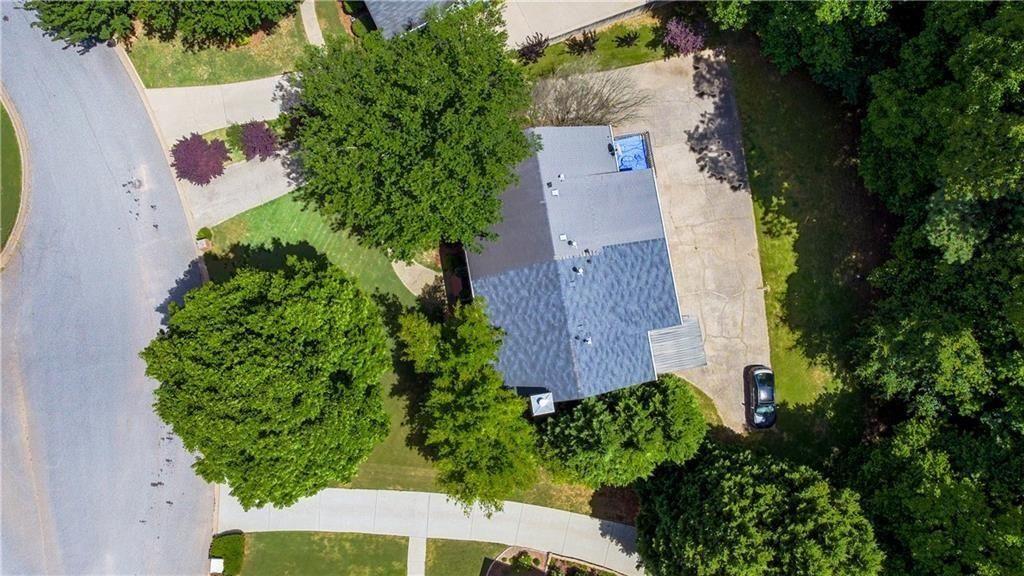 650 Corbin Lake Court Atlanta, GA 30350 - Photo 41 of 42 an aerial view of a house
